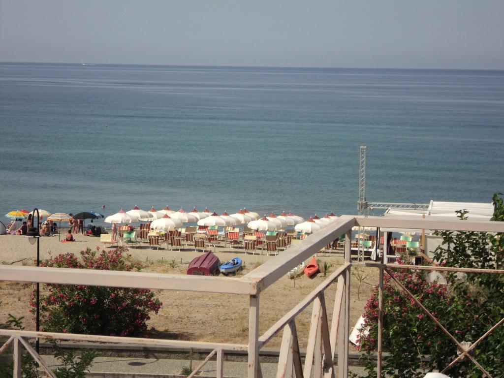 Casa Vacanza Alice & Mari Ascea Buitenkant foto